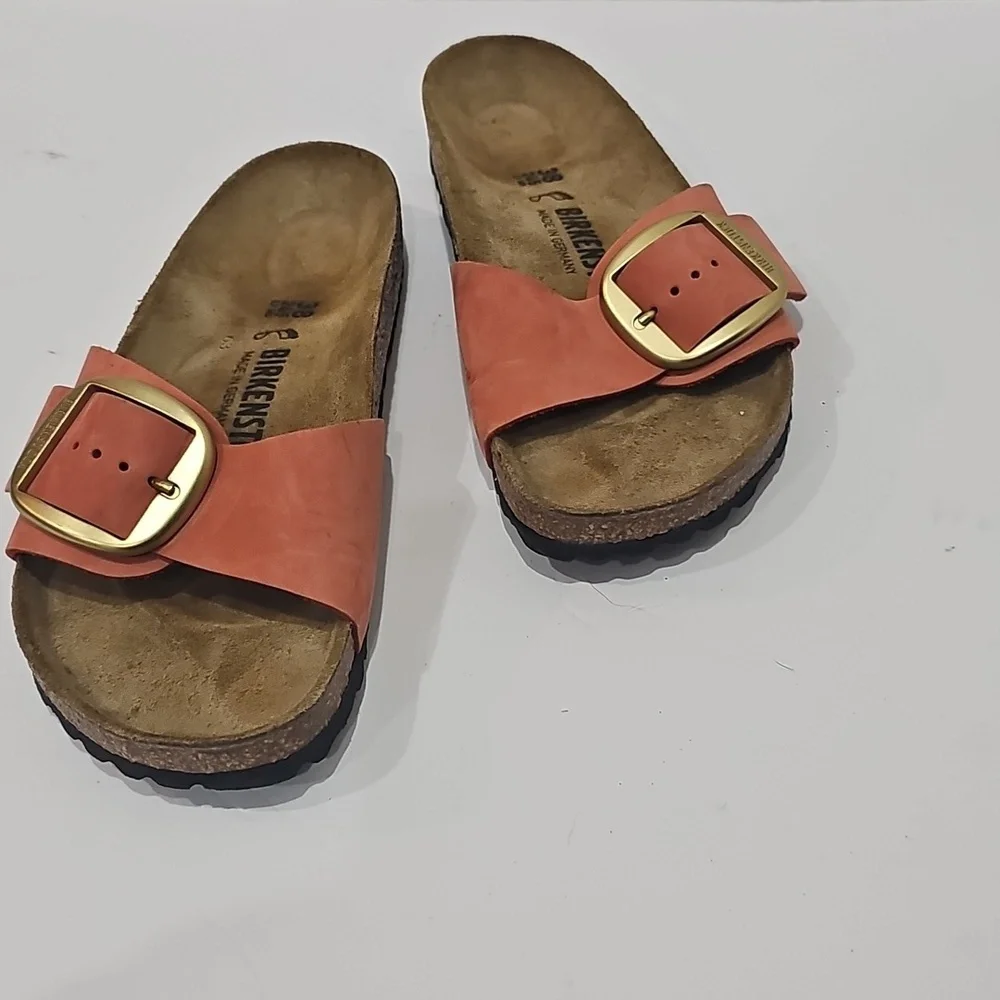 Rare Birkenstock Madrid Big Buckle “Mars Red” nubuck leather gold size 38 narrow